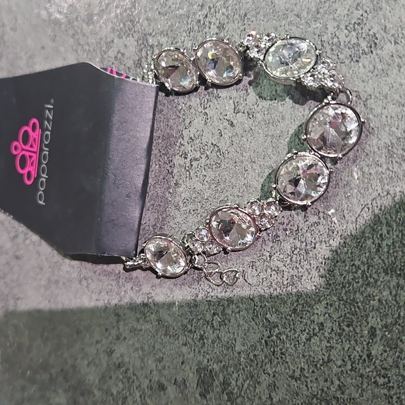 Paparazzi Silver Bracelet with Sparkling Clear Gems - Picture 1 of 1
